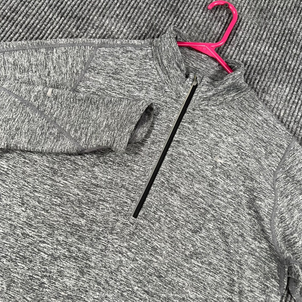 Nike Pullover Shirt Womens Medium Gray Long Sleeve 1/4 Zip Mock Neck Active